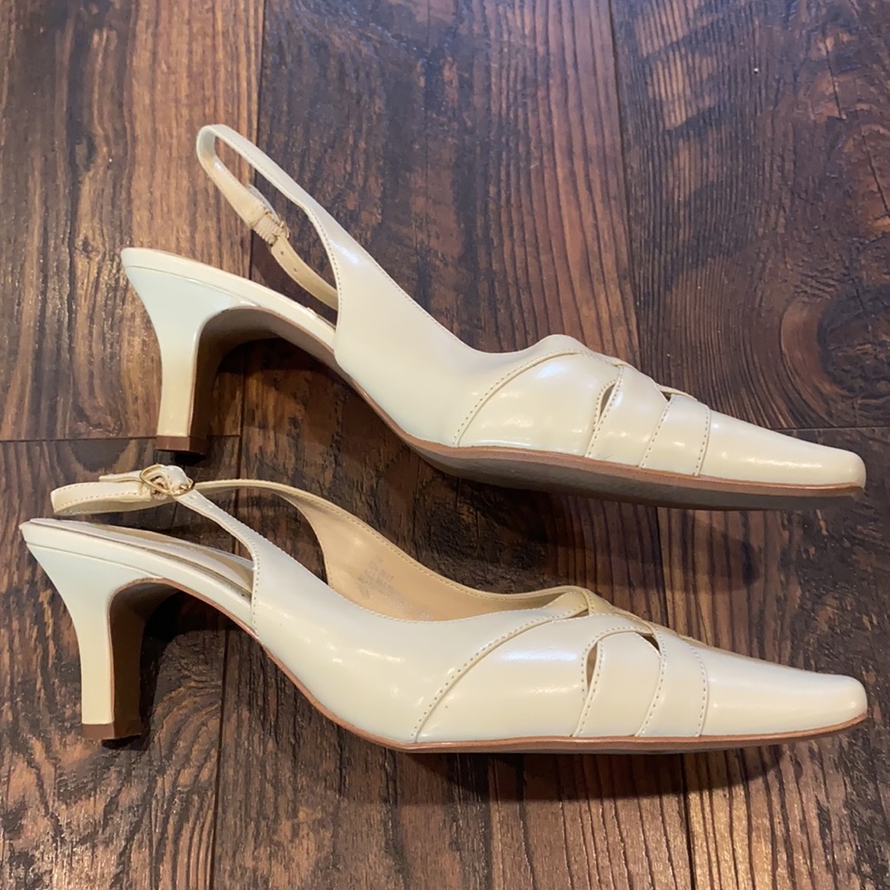 East 5th Slingback Pump Heels  Buckle Pointed Toe - Picture 3 of 7